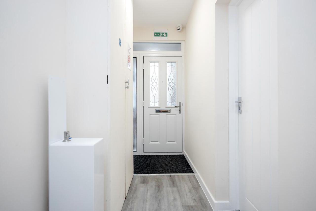 Bedford Hospital Victoria Apartments A And B By Homely Spaces Short Lets & Serviced Accommodation Exterior foto