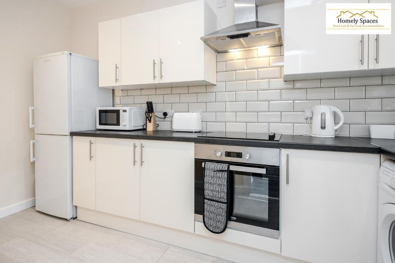 Bedford Hospital Victoria Apartments A And B By Homely Spaces Short Lets & Serviced Accommodation Exterior foto